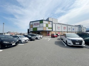 福岡市早良区原、土地のショッピングセンター画像です