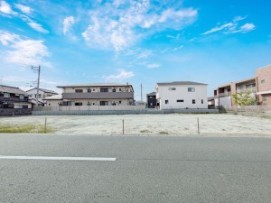 福岡市早良区原、土地の前面道路を含む現地写真画像です