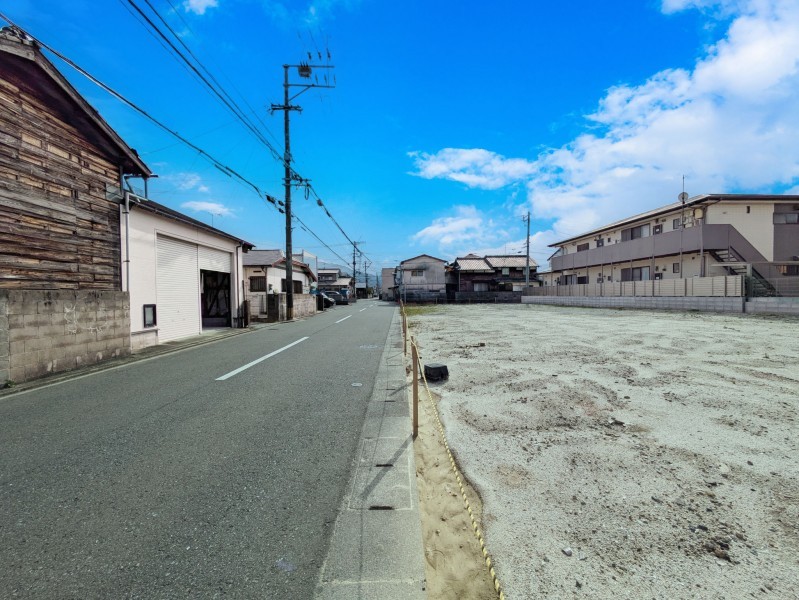 福岡市早良区原、土地の前面道路を含む現地写真画像です