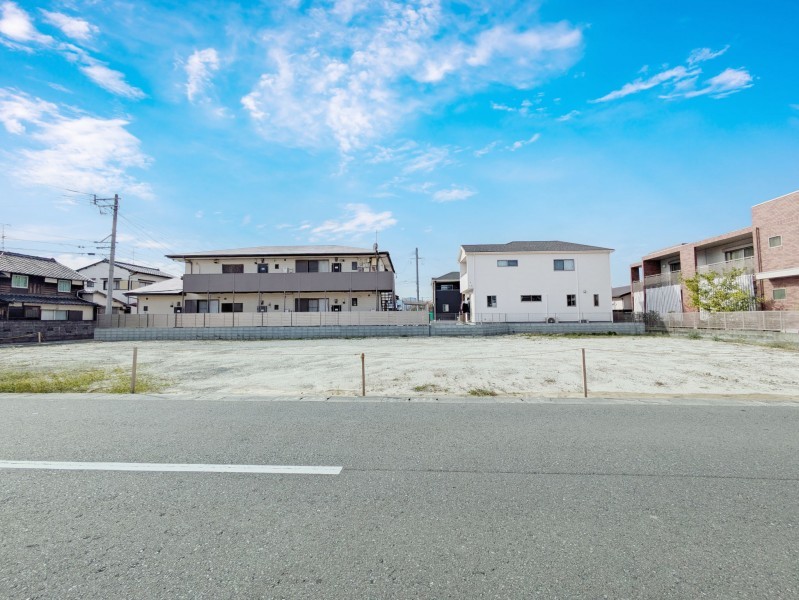 福岡市早良区原、土地の前面道路を含む現地写真画像です