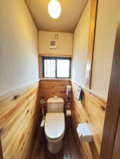 筑紫野市大字永岡、中古一戸建てのトイレ画像です