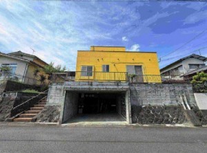筑紫野市塔原南、中古一戸建ての外観画像です