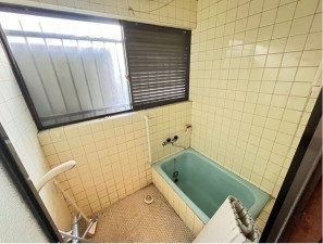 小郡市津古、中古一戸建ての風呂画像です