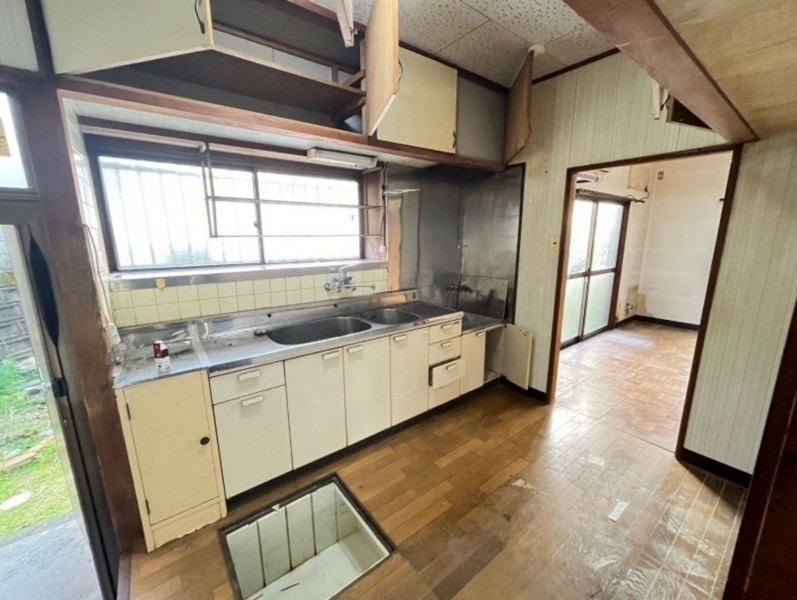 小郡市津古、中古一戸建てのキッチン画像です