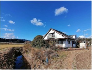 小郡市三沢、中古一戸建ての外観画像です