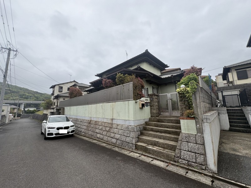 那珂川市王塚台、中古一戸建ての外観画像です