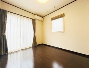 糟屋郡宇美町障子岳南、中古一戸建ての寝室画像です