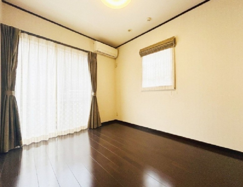 糟屋郡宇美町障子岳南、中古一戸建ての寝室画像です