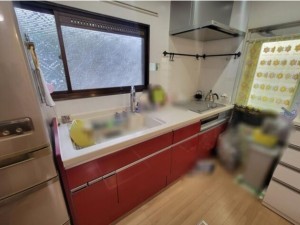 福岡市早良区原、中古一戸建てのキッチン画像です