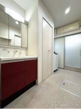 糟屋郡須惠町大字須惠、中古一戸建ての洗面画像です