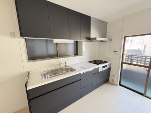 春日市光町、中古一戸建てのキッチン画像です