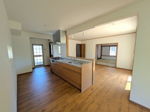 筑紫野市美しが丘南、中古一戸建てのキッチン画像です