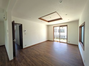 小郡市三国が丘、中古一戸建ての居間画像です