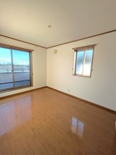 小郡市希みが丘、中古一戸建ての寝室画像です
