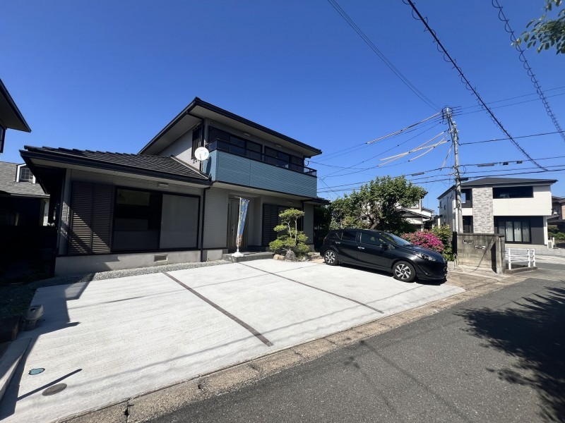 糸島市高田、中古一戸建ての外観画像です