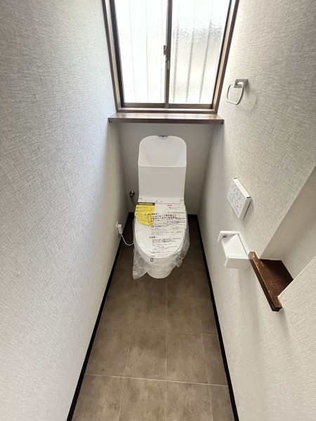 糸島市有田、中古一戸建てのトイレ画像です