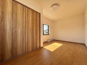 糸島市高田、中古一戸建ての子ども部屋画像です