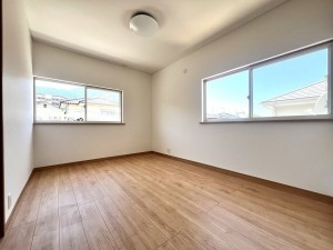 糸島市二丈深江、中古一戸建ての子ども部屋画像です