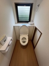 筑紫野市美しが丘南、中古一戸建てのトイレ画像です