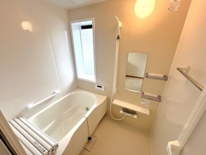筑紫野市美しが丘南、中古一戸建ての風呂画像です