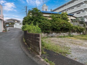 大野城市上大利、土地の前面道路を含む現地写真画像です