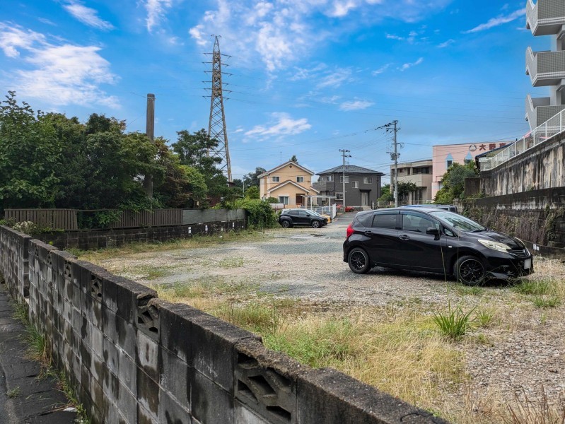 大野城市上大利、土地の前面道路を含む現地写真画像です