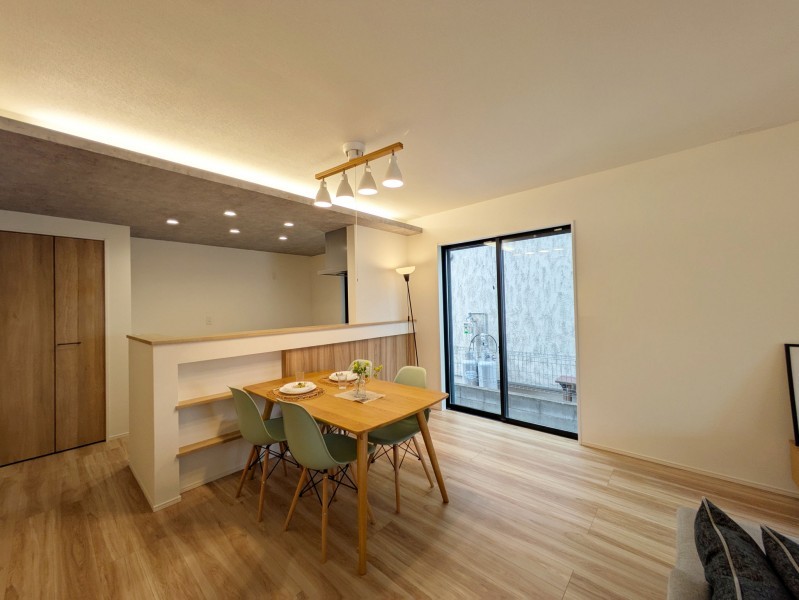 大野城市乙金台、新築一戸建ての居間画像です