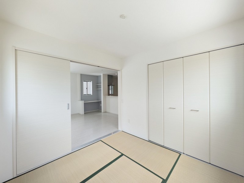 那珂川市今光、新築一戸建ての居間画像です