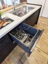 糟屋郡粕屋町原町、新築一戸建てのキッチン画像です