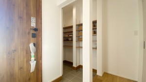 糟屋郡粕屋町原町、新築一戸建ての玄関画像です