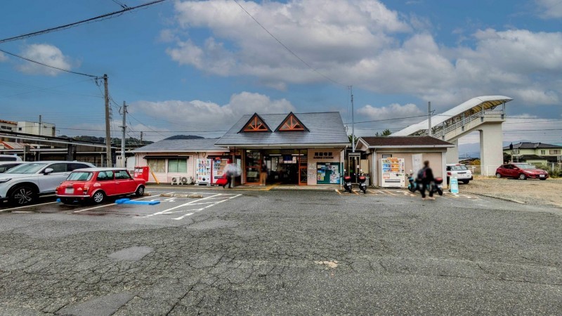 福岡市西区太郎丸、土地の駅画像です