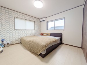 小郡市二森、中古一戸建ての居間画像です