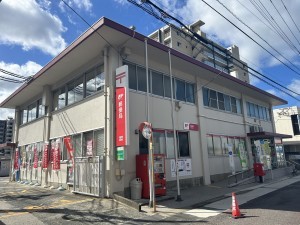 福津市西福間、新築一戸建ての郵便局画像です