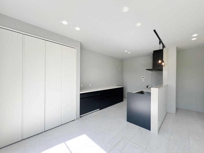 三養基郡上峰町前牟田、中古一戸建てのキッチン画像です