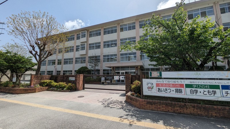 福岡市早良区飯倉、新築一戸建ての中学校画像です