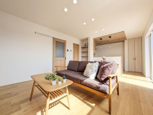 三養基郡みやき町東尾、新築一戸建ての居間画像です