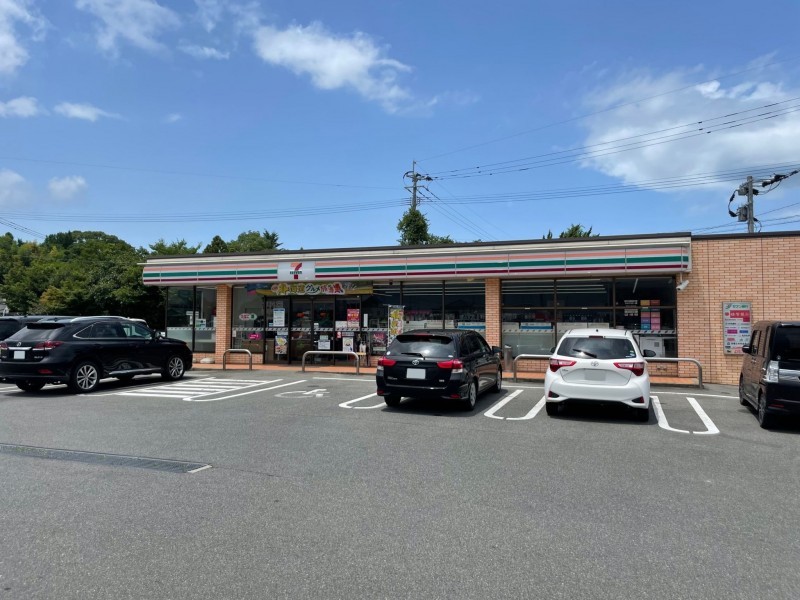 三養基郡みやき町東尾、新築一戸建てのコンビニ画像です