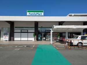 大牟田市本町、マンションのコンビニ画像です