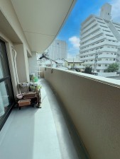 大牟田市本町、マンションのバルコニー画像です