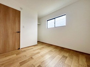 神埼市神埼町本堀、新築一戸建ての子ども部屋画像です