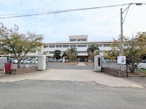 神埼市神埼町本堀、新築一戸建ての小学校画像です