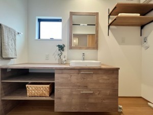 神埼市神埼町本堀、新築一戸建ての洗面画像です