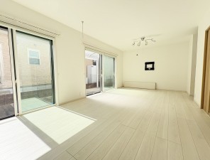 久留米市善導寺町与田、中古一戸建ての居間画像です