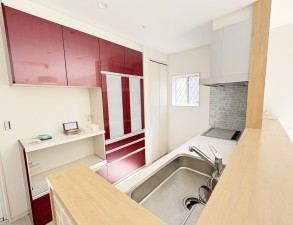 久留米市善導寺町与田、中古一戸建てのキッチン画像です