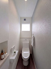 糸島市前原南、新築一戸建てのトイレ画像です