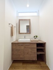 糸島市前原南、新築一戸建ての洗面画像です