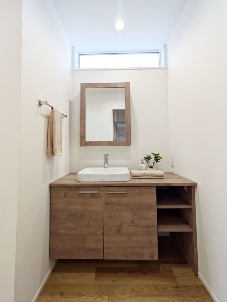 糸島市前原南、新築一戸建ての洗面画像です