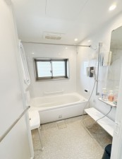 筑紫野市針摺中央、マンションの風呂画像です