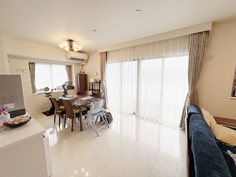 筑紫野市針摺中央、マンションの居間画像です