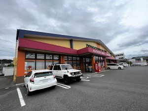 筑紫野市大字筑紫、新築一戸建てのドラッグストア画像です